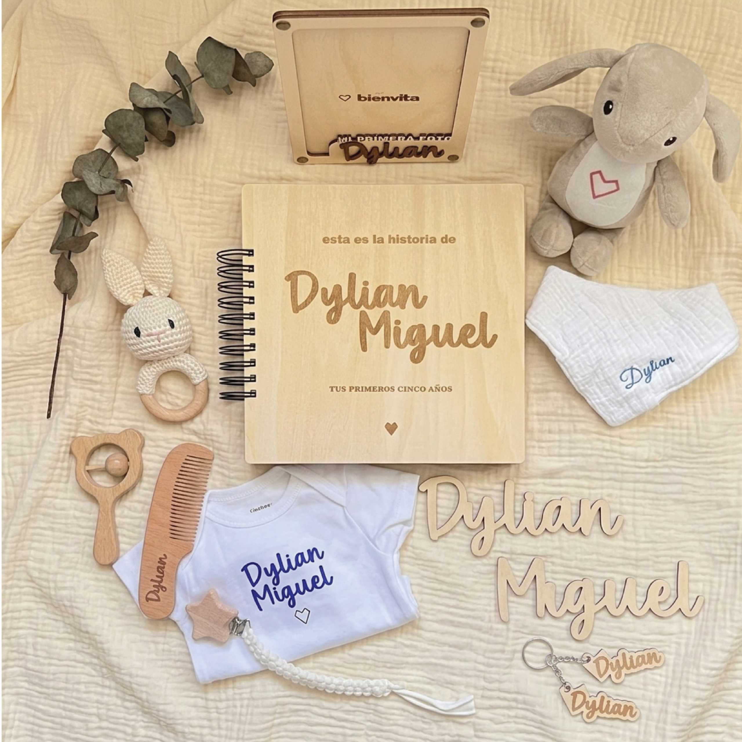 Caja de regalo personalizada para bebé - Layette Grand - Imagen 2